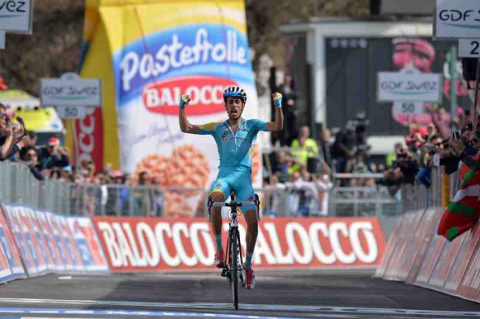 Итальянец Ару из команды Astana побеждает на 15 этапе Джиро д'Италия-2014