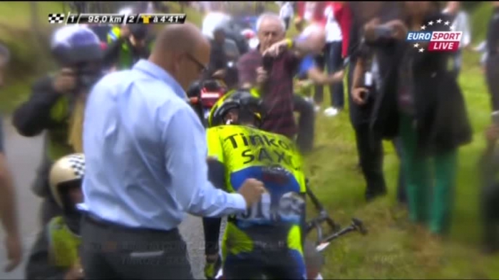 Падение Альберто Контадора на 10-м этапе Тур де Франс-2014