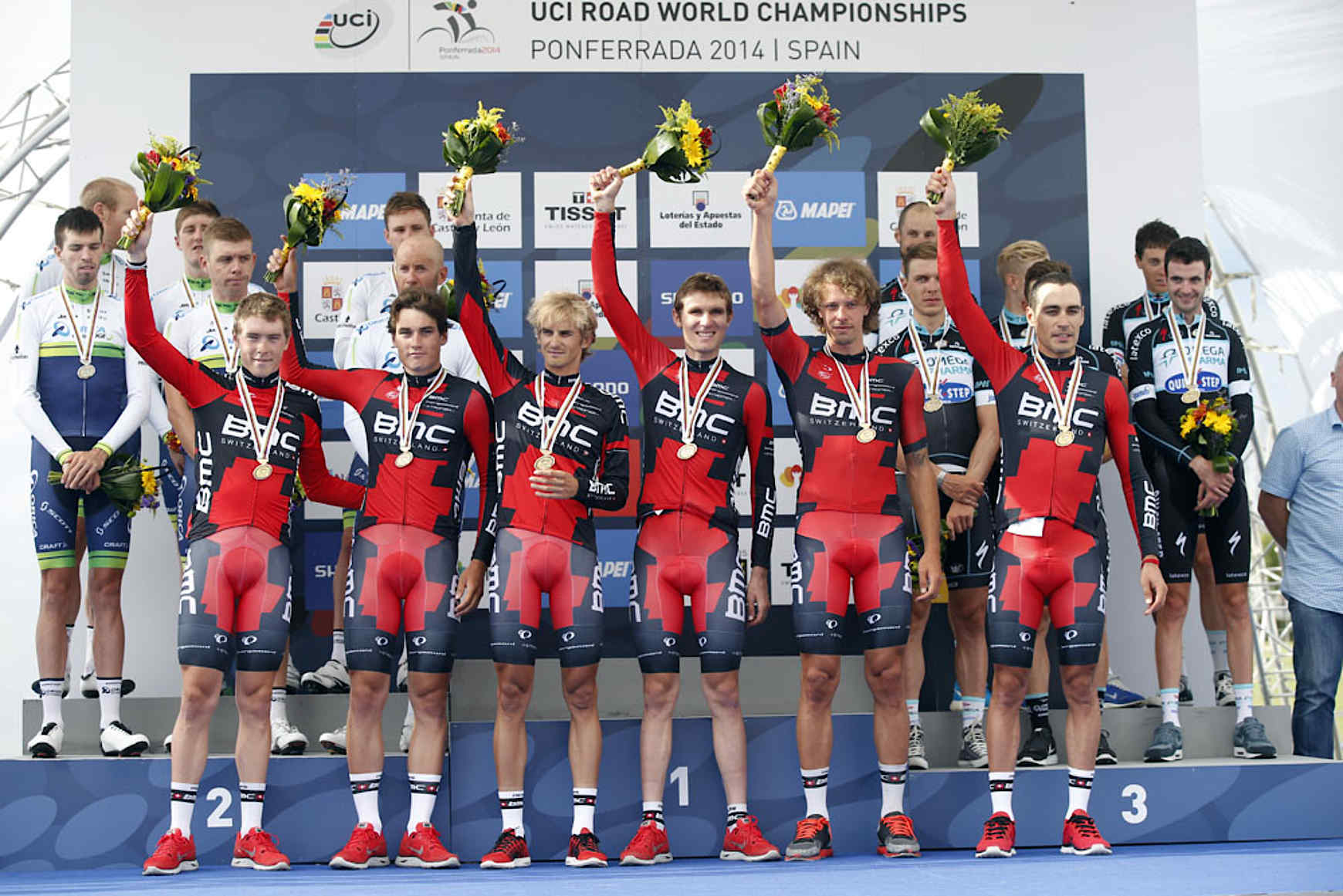 Состав команды BMC Racing Team на командную гонку (TTT) чемпионата мира-2015