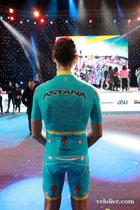 Новая велоформа команды "Астана" на 2016 год