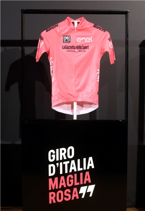 Презентация маек Джиро д’Италия-2016