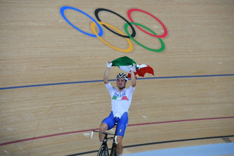 Элиа Вивиани - олимпийский чемпион в омниуме