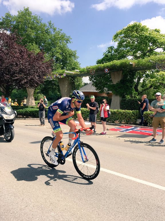 Одиночный отрыв в 191 км Гийома Ван Кейрсбулка  на 4-м этапе Тур де Франс-2017