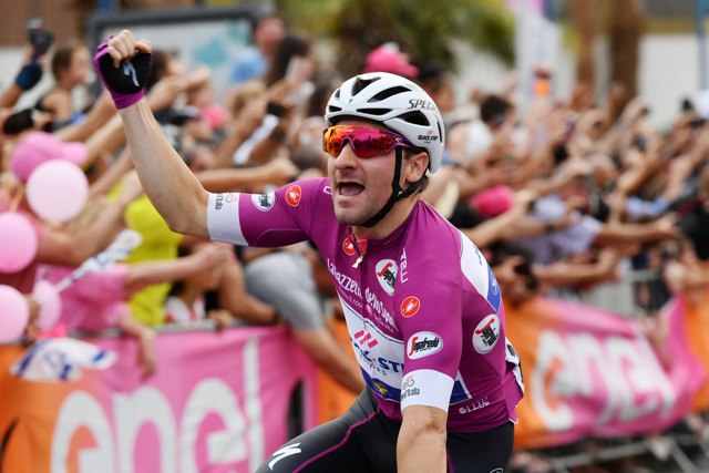 Элиа Вивиани - победитель 3 этапа Джиро д’Италия-2018