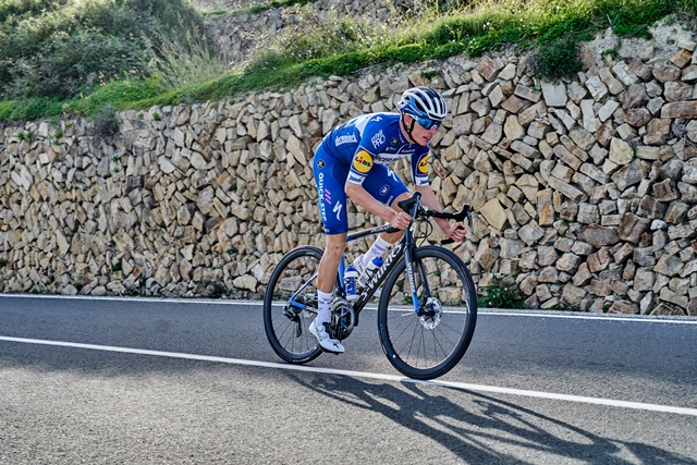 Патрик Лефевр: «Энрику Масу на Тур де Франс-2019 помогут Sky или Movistar»