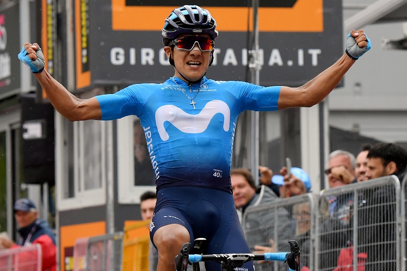 Ричард Карапас выигрывает на Джиро д’Италия-2019 второй этап и надевает розовую майку лидера