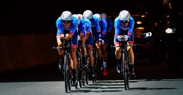 Велокоманда Total Direct Energie отказалась от участия в Джиро д’Италия-2020