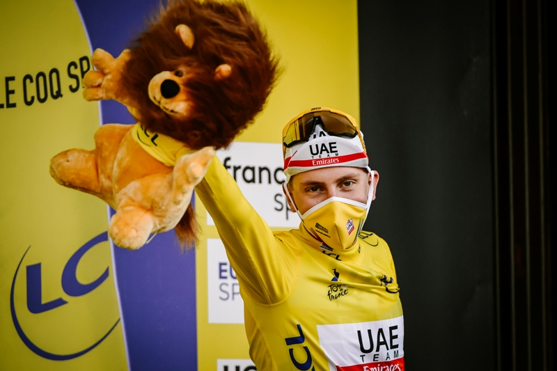 Хет-трик Тадея Погачара на Тур де Франс-2020: три этапа и три майки