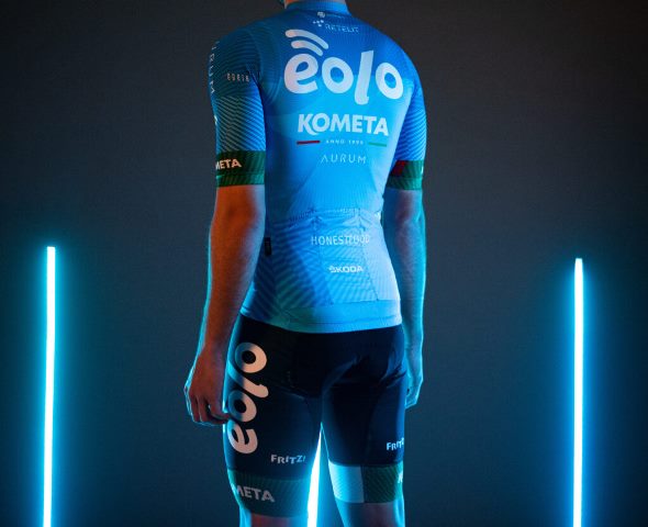 Велоформа профессиональной команды EOLO-KOMETA на 2021 год