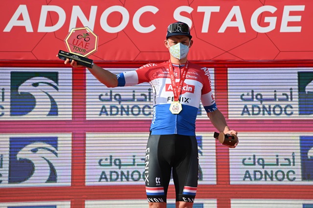 Матье ван дер Пул – победитель 1 этапа Тура ОАЭ-2021