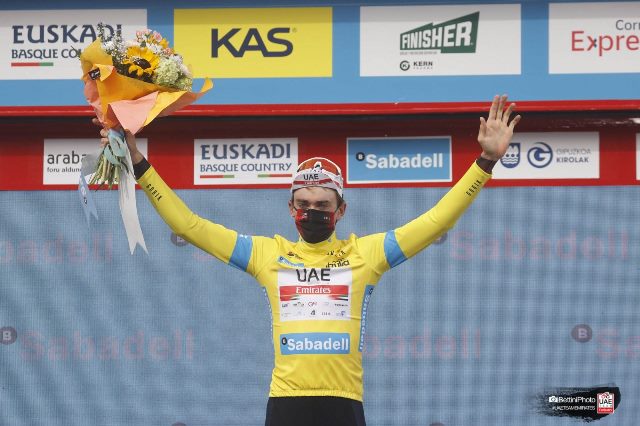 Брэндон Макналти – лидер общего зачёта Тура Страны Басков-2021 после 4 этапа