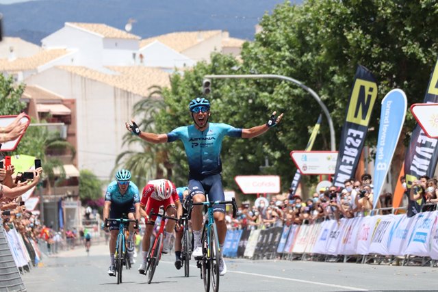 Омар Фраиле становится чемпионом Испании в групповой гонке
