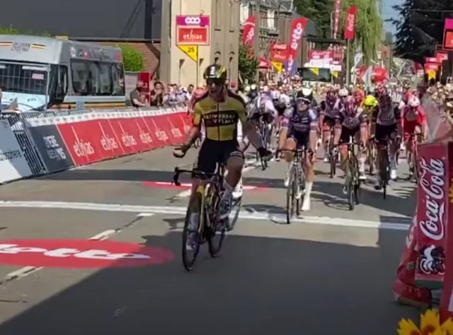Дилан Груневеген одержал победу на 1-м этапе Тура Валлонии-2021