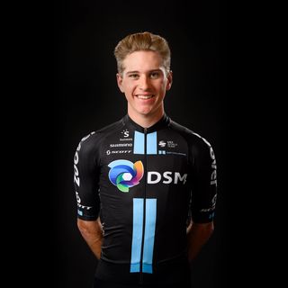 Ради досрочного расторжения контракта Илан Ван Вилдер подал в суд на велокоманду DSM
