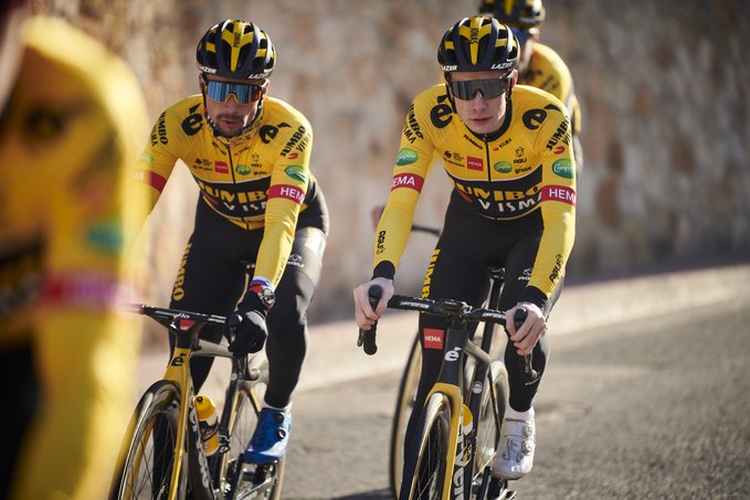 Только три гонщика гарантировали себе место в составе Jumbo-Visma на Тур де Франс-2022