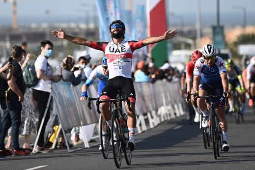 Фернандо Гавирия – победитель 1 этапа Тура Омана-2022