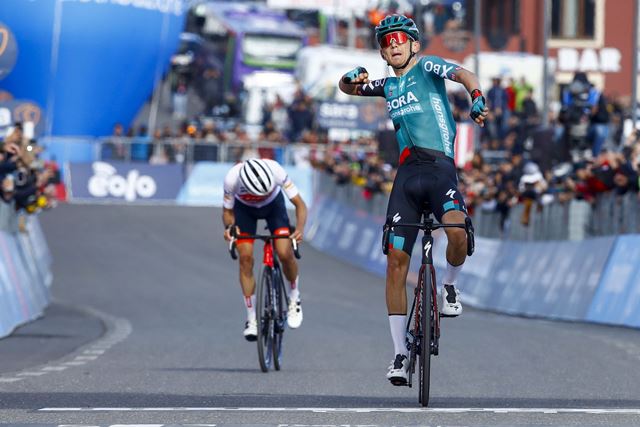 Леннард Кемна – победитель 4 этапа Джиро д’Италия-2022