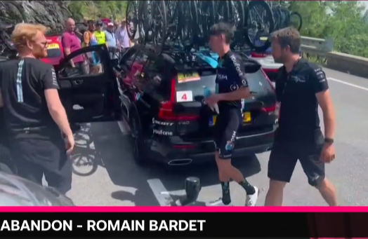 Роман Барде сошёл с Джиро д’Италия-2022 на 13-м этапе