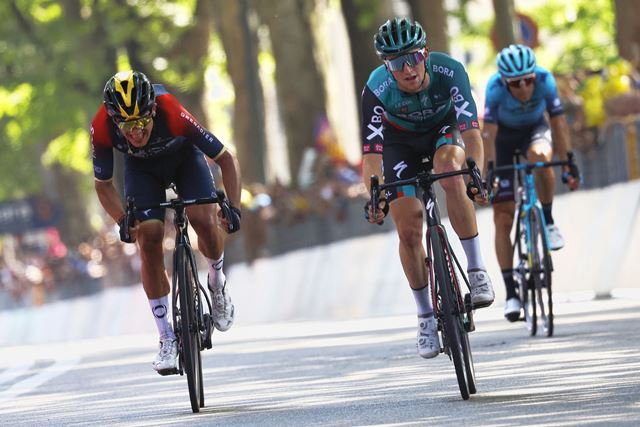 Джей Хиндли на 2-м месте в общем зачёте после 14 этапа Джиро д’Италия-2022