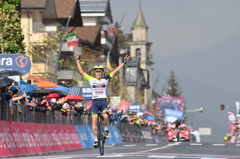 Ян Хирт – победитель 16 этапа Джиро д’Италия-2022