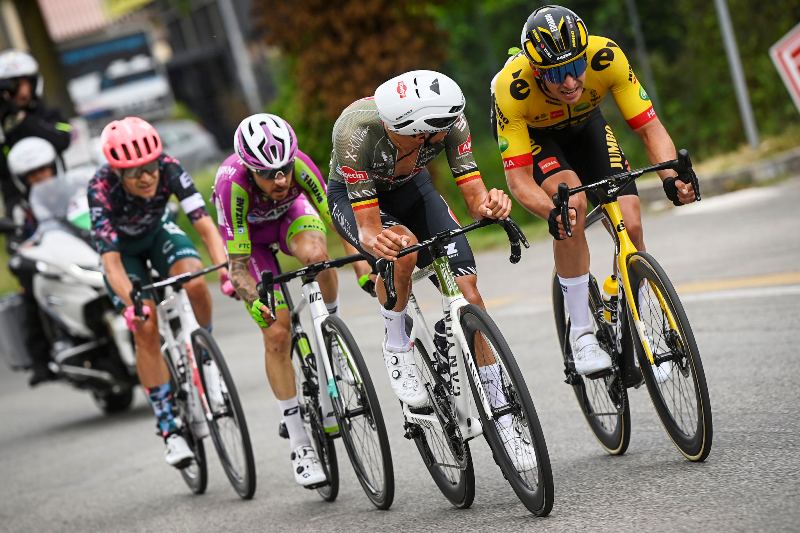 Фотогалерея 18-го этапа Джиро д'Италия-2022