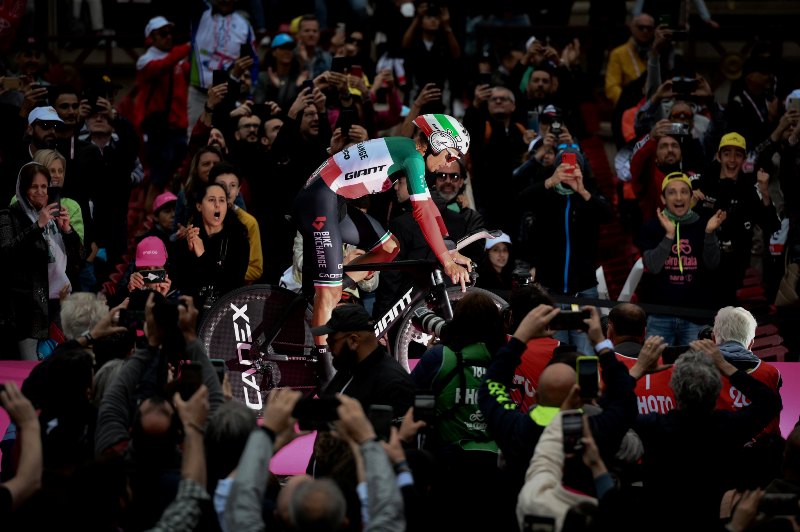 Маттео Собреро – победитель 21 этапа Джиро д’Италия-2022