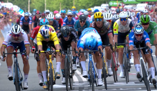 Дилан Груневеген – победитель 3 этапа Тур де Франс-2022