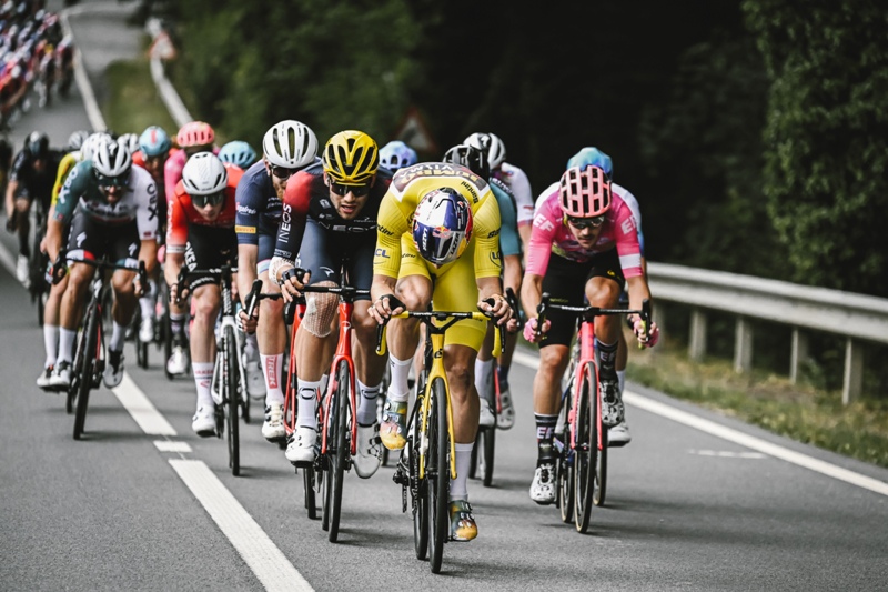 Ваут ван Арт: “Я наслаждался жёлтой майкой Тур де Франс-2022, теперь буду радоваться зелёной”