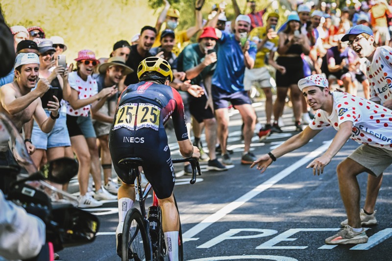 Том Пидкок – самый молодой победитель на Альп д’Юэз в истории Тур де Франс