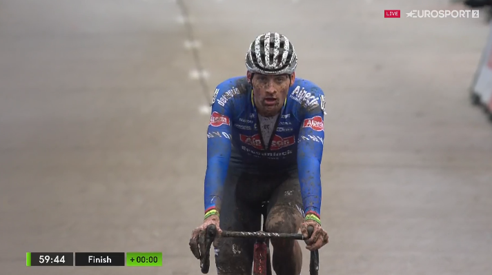 Матье ван дер Пул не стал праздновать победу в велокроссе X2O Badkamers Trofee – Herentals