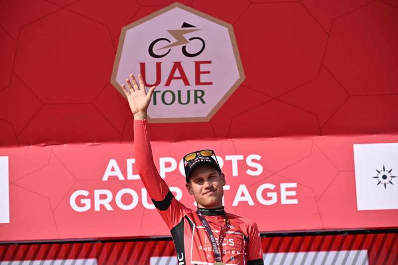 Победа Soudal Quick-Step в командной гонке на время на 2-м этапе Тура ОАЭ-2023