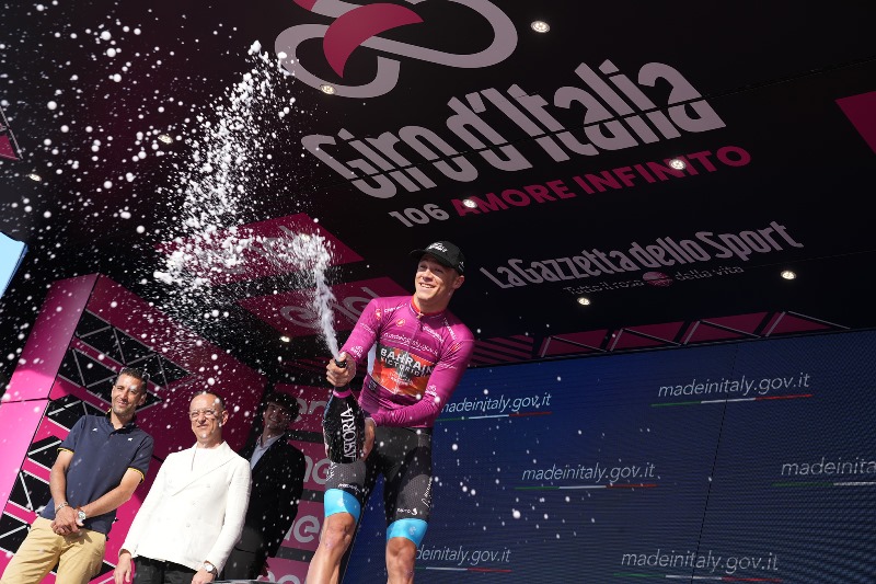 Джонатан Милан — победитель 2 этапа Джиро д’Италия-2023