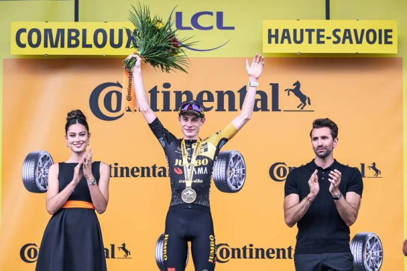 Йонас Вингегор — победитель 16 этапа Тур де Франс-2023