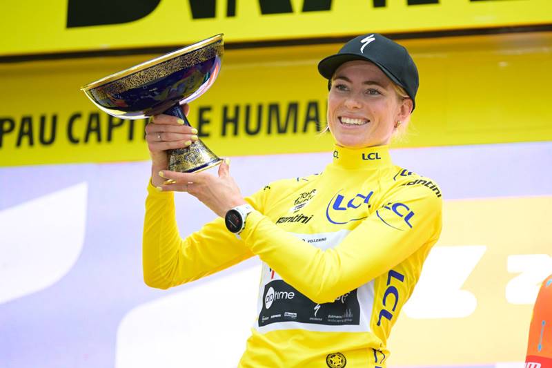 Деми Воллеринг — победительница женского Тур де Франс-2023