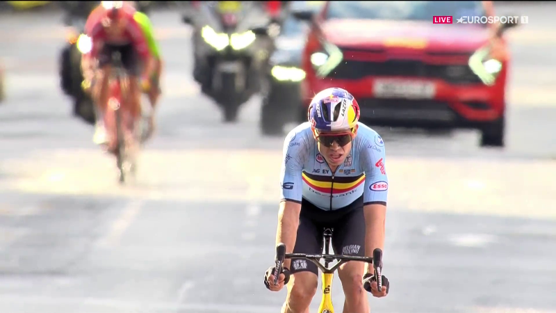Ваут ван Арт — серебряный призёр групповой гонки чемпионата мира по шоссейному велоспорту-2023 в Глазго