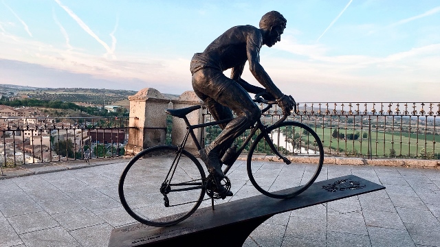 Ушёл из жизни легендарный испанский велогонщик Федерико Баамонтес