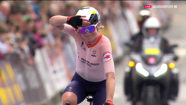 Аннемик ван Флётен попрощалась с болельщиками на последнем в карьере Чемпионате мира по велоспорту