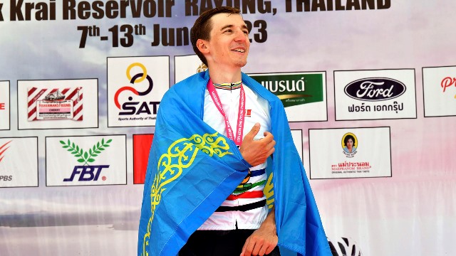 Глеб Брусенский продолжит выступать в Astana Qazaqstan Team