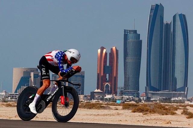 Брэндон Макналти — победитель 3 этапа Тура ОАЭ-2024