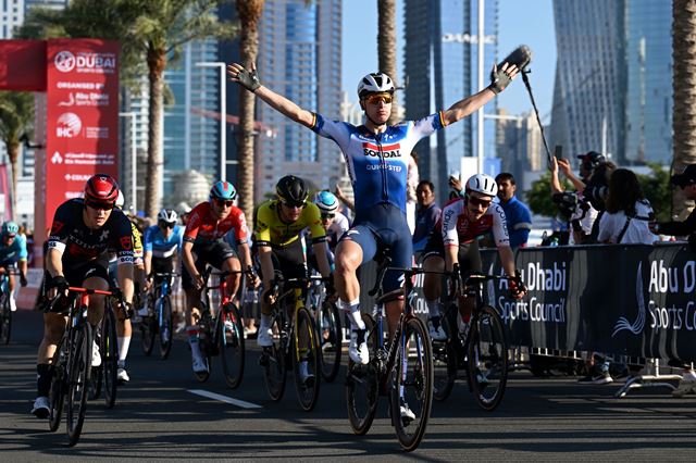 Тим Мерлир — победитель 4 этапа Тура ОАЭ-2024