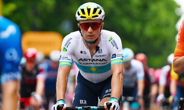 Алексей Луценко вынужден сойти с Джиро д'Италия-2024 из-за болезни