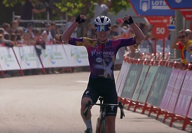 1. Anna Van Der Breggen (Ned) Team Sd Worx - Protime 2. Marianne Vos (Ned) Team Visma | Lease A Bike 3. Demi Vollering (Ned) Fdj-Suez    4 : 1. Femke Gerritse (Ned) Team Sd Worx - Protime