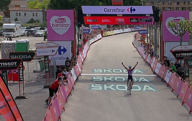 1. Anna Van Der Breggen (Ned) Team Sd Worx - Protime 2. Marianne Vos (Ned) Team Visma | Lease A Bike 3. Demi Vollering (Ned) Fdj-Suez    4 : 1. Femke Gerritse (Ned) Team Sd Worx - Protime