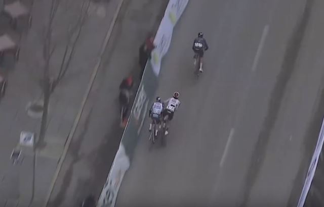 Ян Кристен извинился перед Максимом Ван Гильсом после дисквалификации на Классике Хаэна Ян Кристен извинился перед Максимом Ван Гильсом после дисквалификации на Классике Хаэна