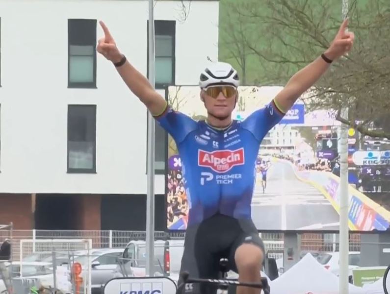 ����� ��� ��� ��� ����� ����� �� ����� � ������ � �������� Omloop Nieuwsblad-2026