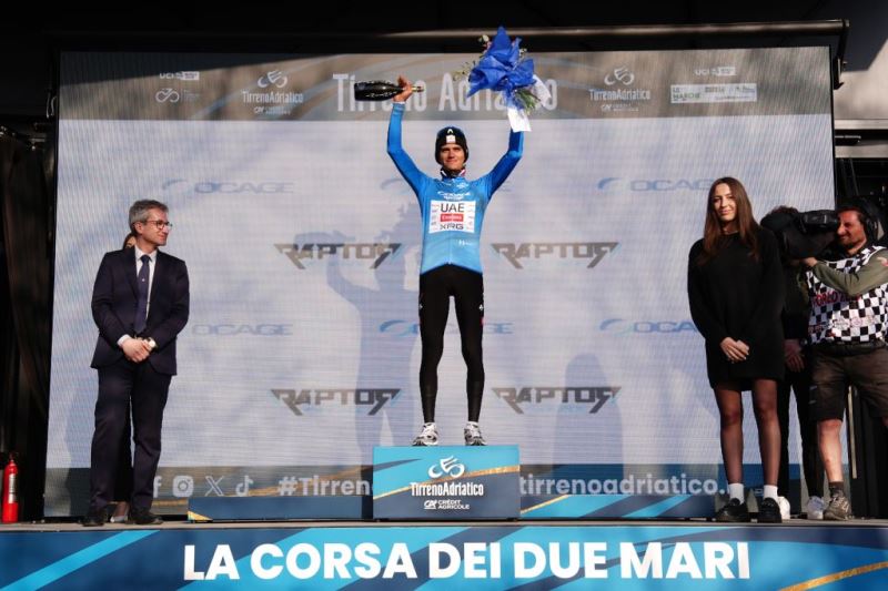 Исаак Дель Торо вернул майку лидера на 5-м этапе Тиррено-Адриатико-2026 Исаак Дель Торо вернул майку лидера на 5-м этапе Тиррено-Адриатико-2026