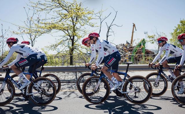 Soudal Quick-Step ��������� 150-����� Castelli ����� �������� ��������� �� ����� �&rsquo;������-2026